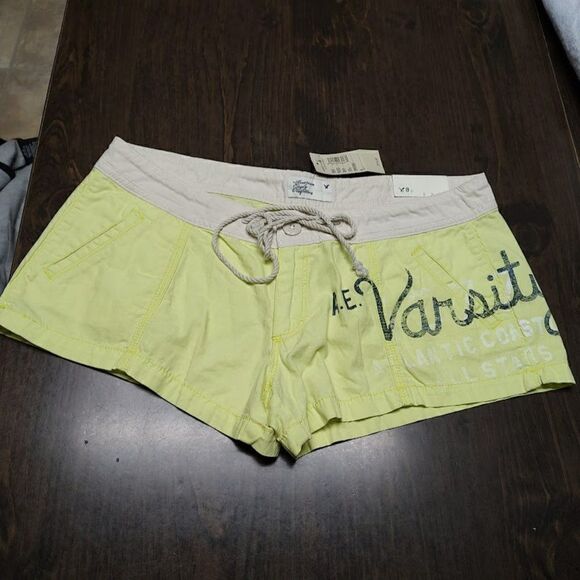 New Vintage American Eagle Yellow Short Shorts Size Women's 8 - Picture 1 of 2